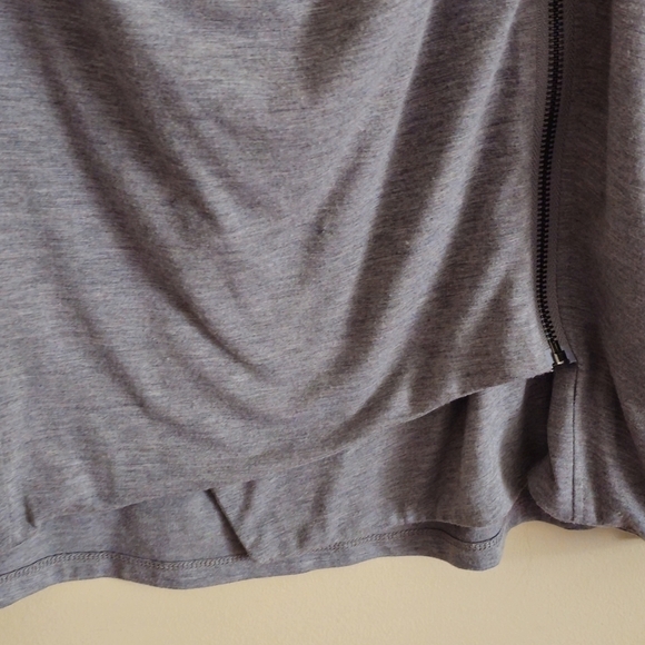 Forever 21 Grey Jersey Knit Asymmetrical Cardigan Jacket Size Large - Picture 3 of 6